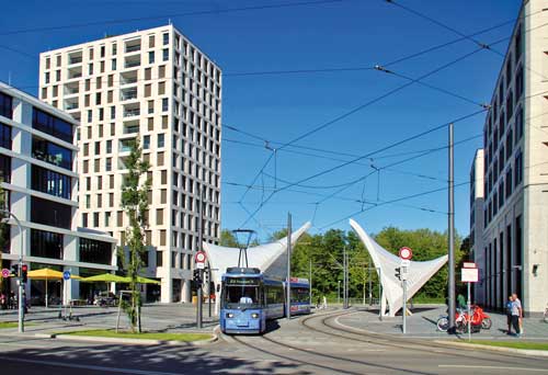 Münchner Tram am Schwabinger Tor