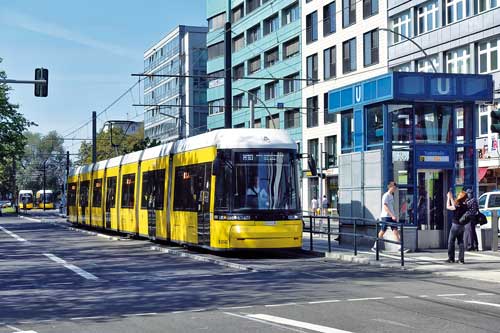 Münchner Tram am Schwabinger Tor